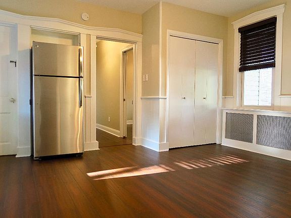 5th image of 16 E Lincoln Ave #1A