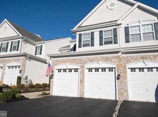 107 Portsmouth Cir, Glen Mills, PA 19342