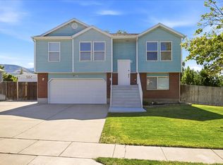 3016 S Fetzer Dr W, Magna, UT 84044