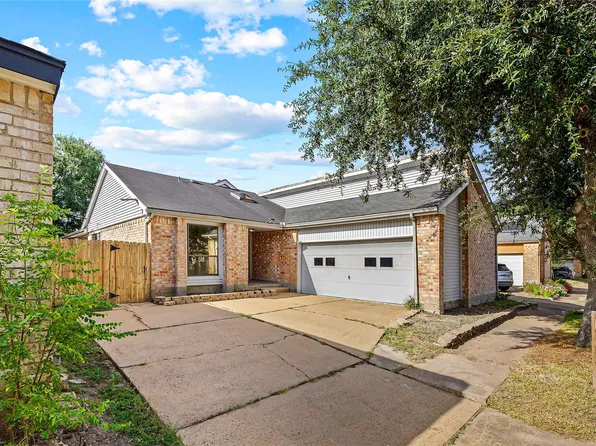 8511 Fawn Terrace Dr, Houston, TX 77071