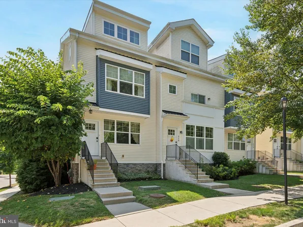 220 Wood St, Conshohocken, PA 19428