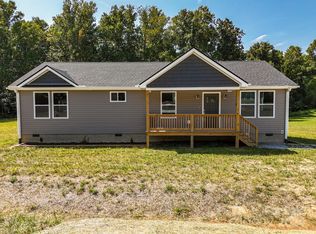 234 Tuttle Rd, Hendersonville, NC 28792