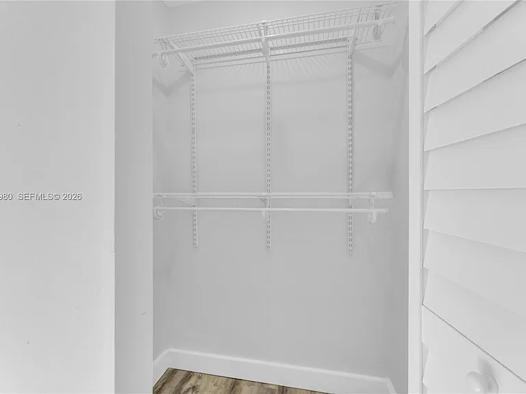 7925 Carlyle Ave #402 — Photo 12
