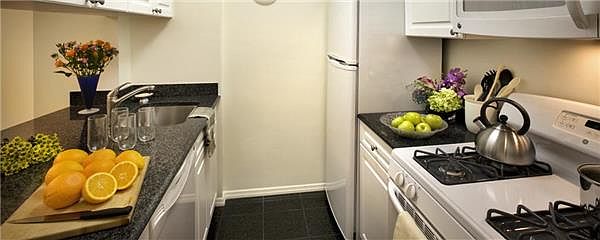 1st image of 155 E 31st St APT 16R