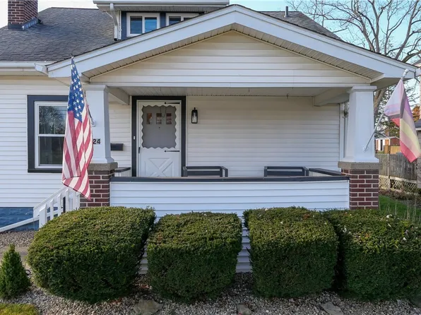 324 S Center St, Newton Falls, OH 44444