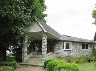516 Valentine Dr, Maysville, KY 41056