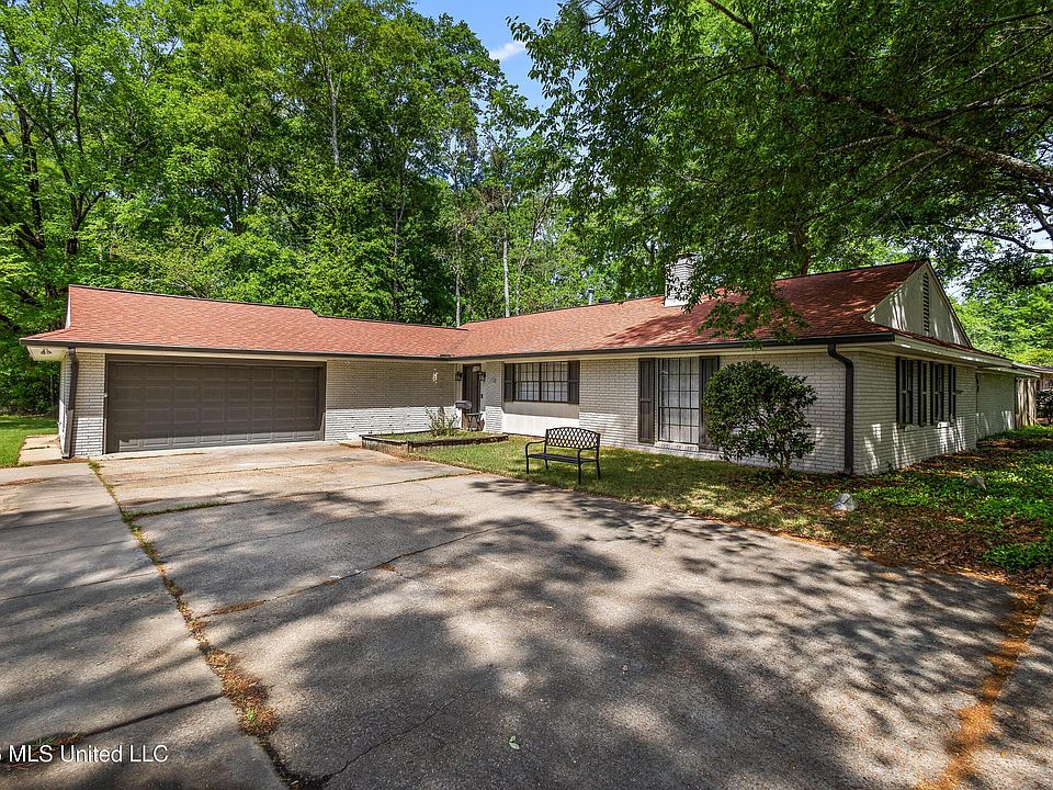 1st image of 5144 Reddoch Dr