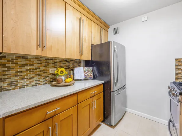 155 West 68th Street image 13 of 14