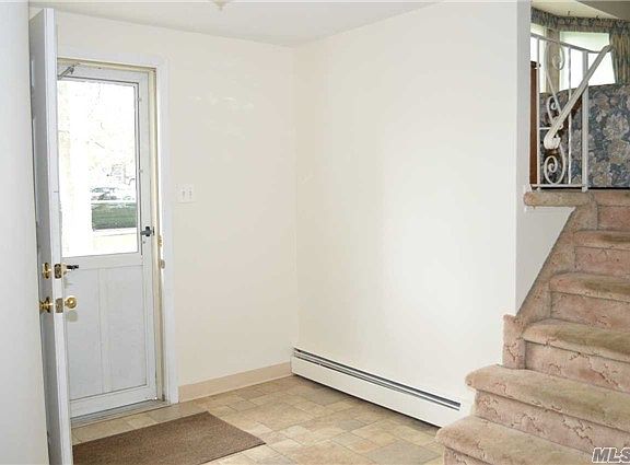 3rd image of 32 Faculty Ln