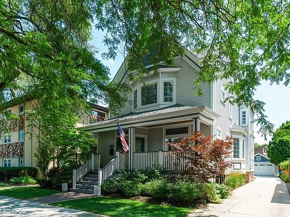4th image of 4327 N Keeler Ave