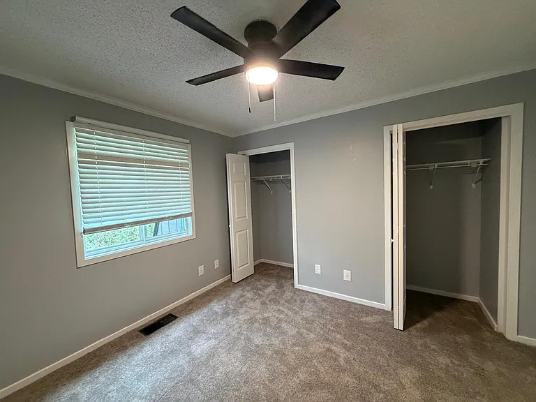 31 Canterbury Ct — Photo 21