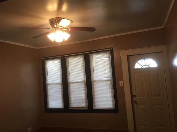 3rd image of 3446 Yemans Ave #1