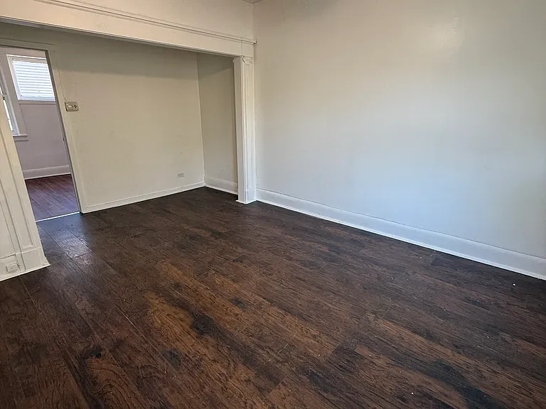 5001 W Ferdinand St #2 — Photo 7