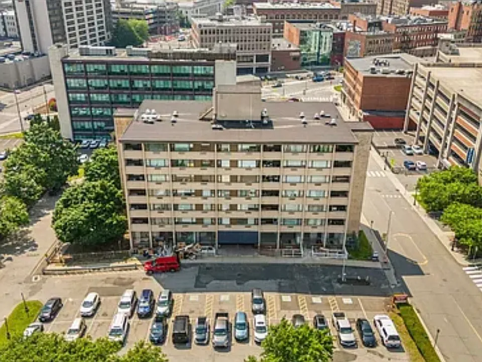 83 Scovill St #3E