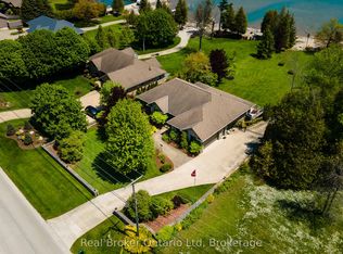 361 Balmy Beach Rd, Georgian Bluffs, ON N4K 5N4