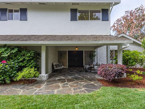 3rd image of 106 La Loma Ln