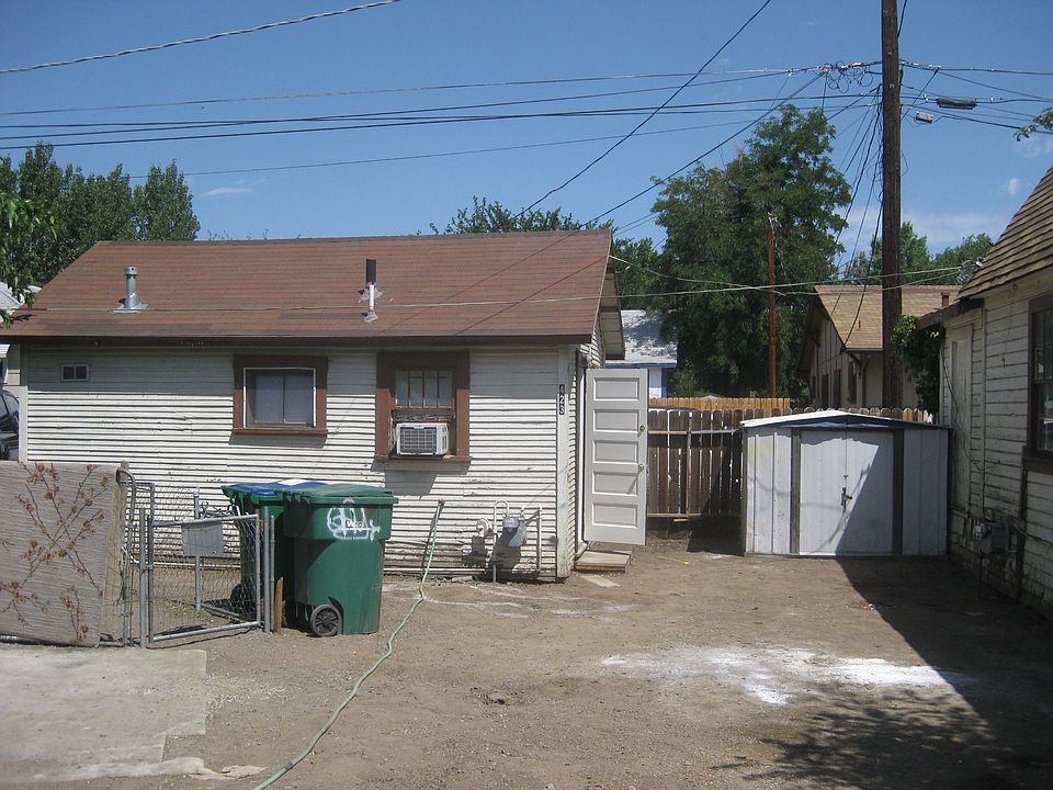 2nd image of 421 E 7th St