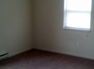 665 Gregs Dr APT 99, Harrisburg, PA 17111