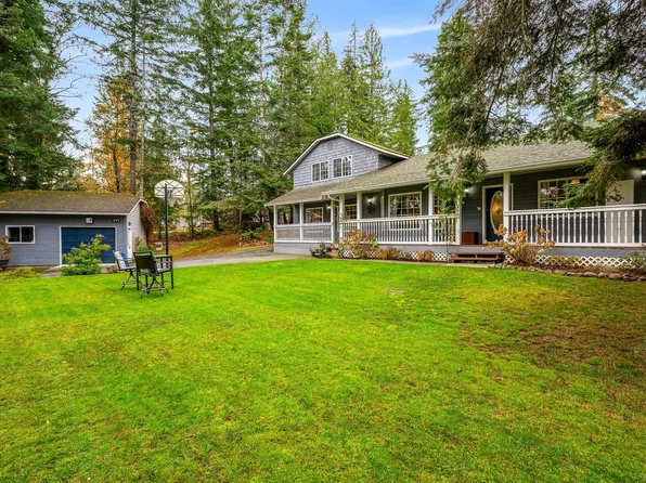 777 Salsbury Rd, Comox Valley, BC V9N 9M2