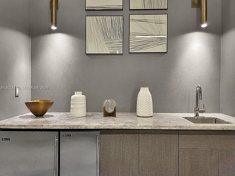 45 SW 9th St #1609 — Photo 33