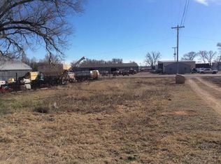 N Main, Sayre, OK 73662