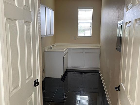 3rd image of 12757 Rock Garden Ct