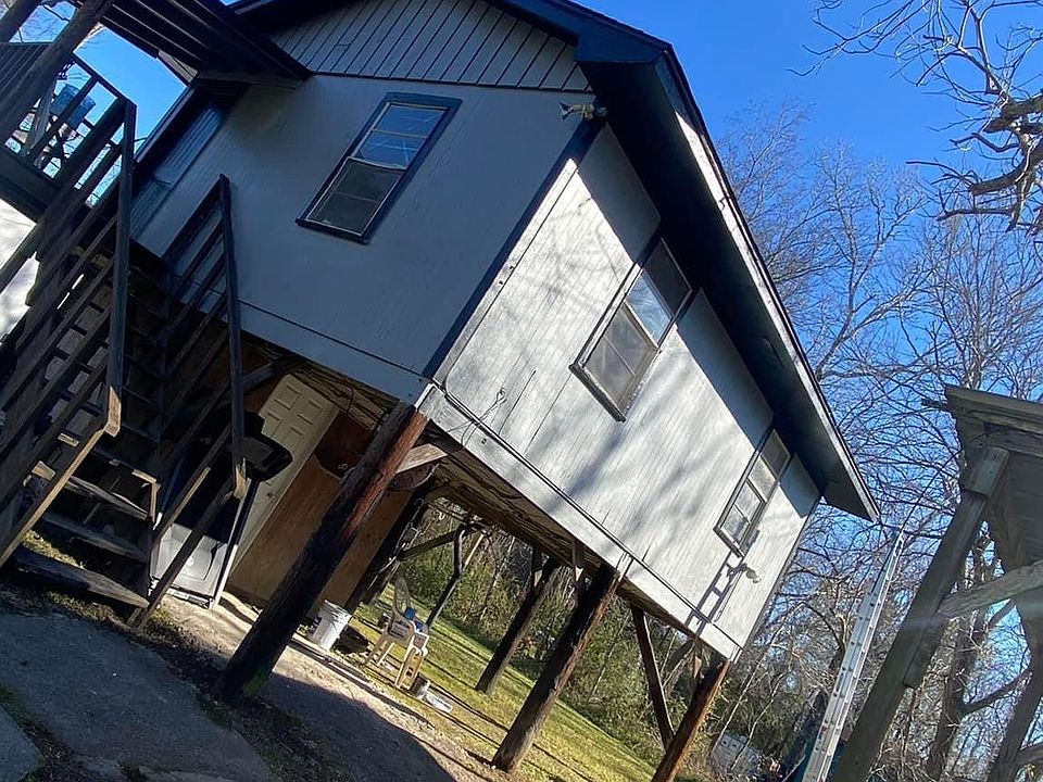 1st image of 218 Big Deer Dr #B
