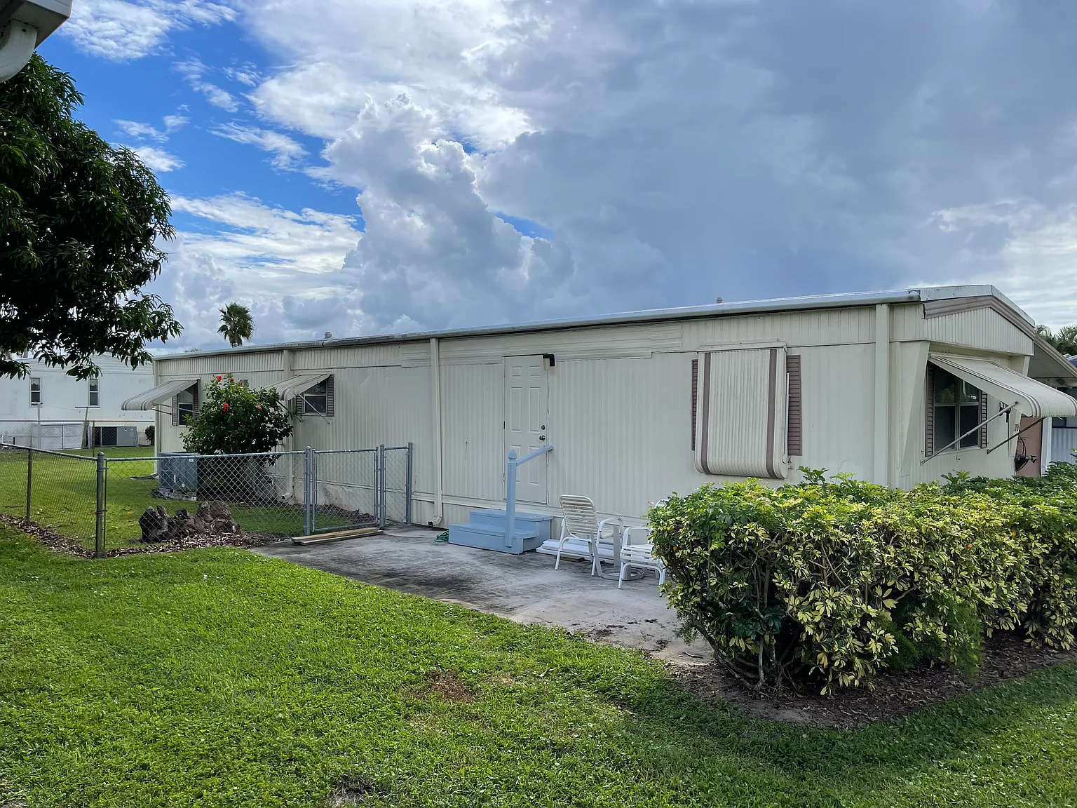 2 bed, 850 sqft, $1,750 — Photo 3