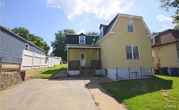 1st image of 124 Horn Ave