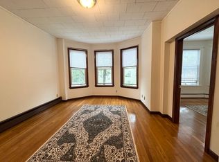 89 Hampshire St #B, Cambridge, MA 02139