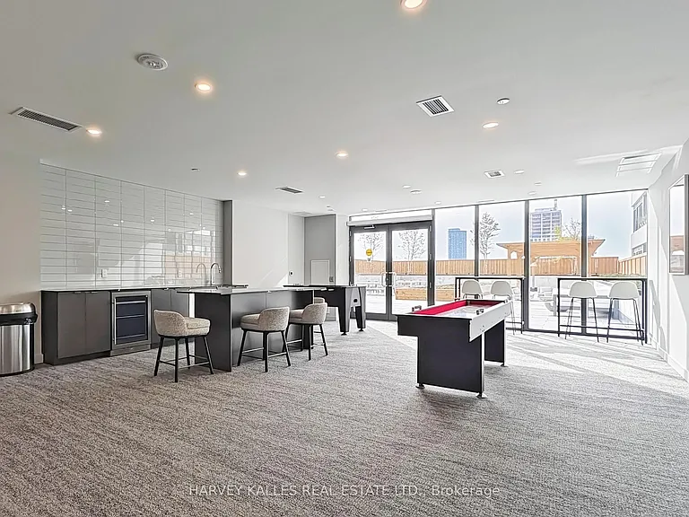 859 The Queensway #603 — Photo 32
