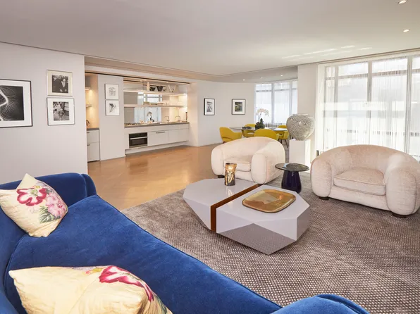 17 West 54th Street image 1 of 8