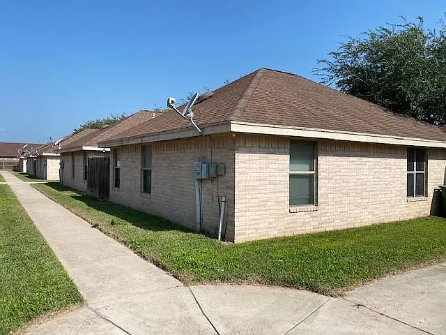 3 bed, 2.0 bath, 1120 sqft, $950 — Photo 4