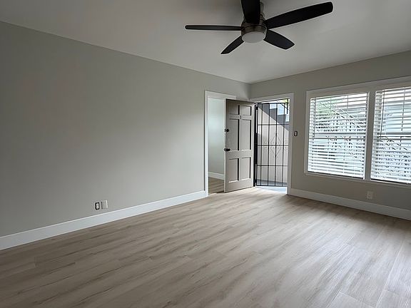 4th image of 3039 W Vernon Ave #5A