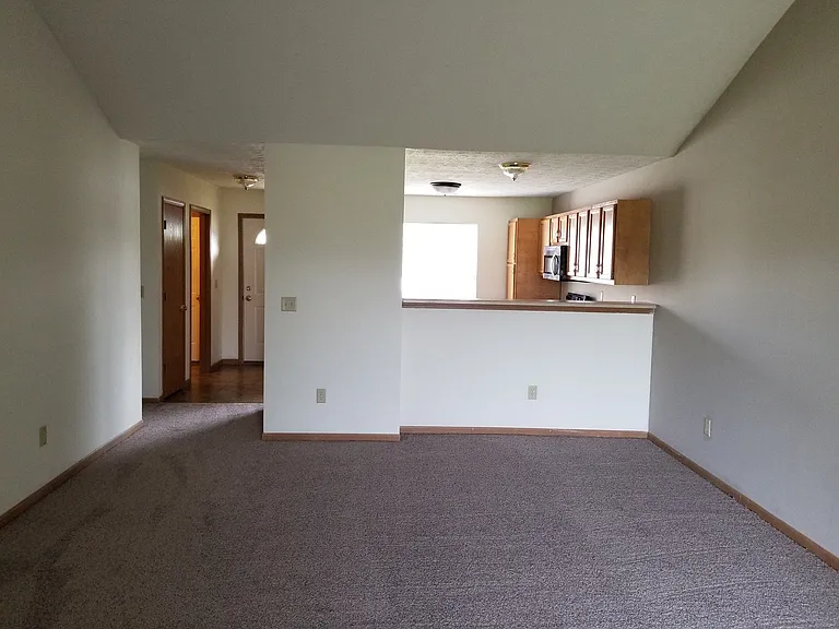 2332 Hopkins Dr — Photo 7