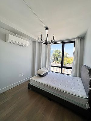 2nd image of 2706 Snyder Ave #401