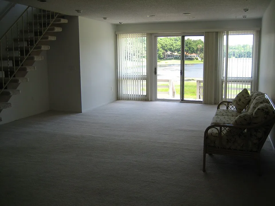 Living room/dining room