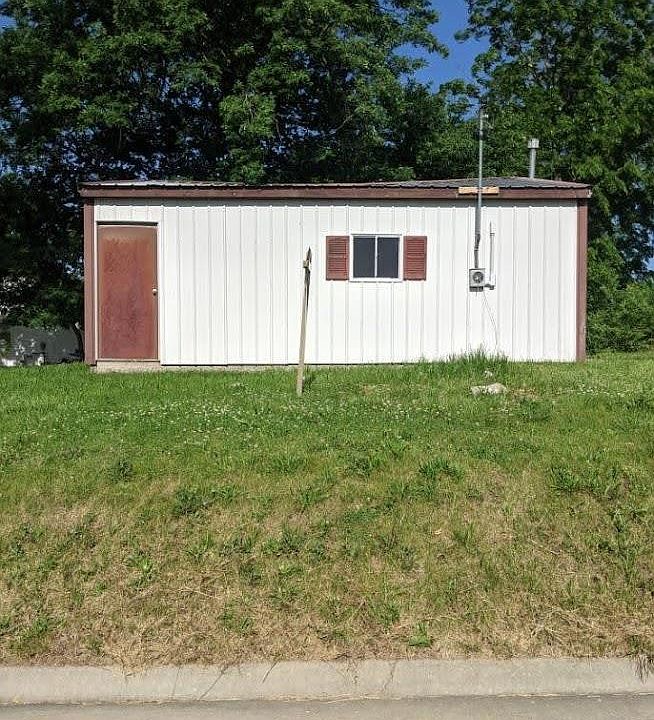 1st image of 701 W Cottonwood St