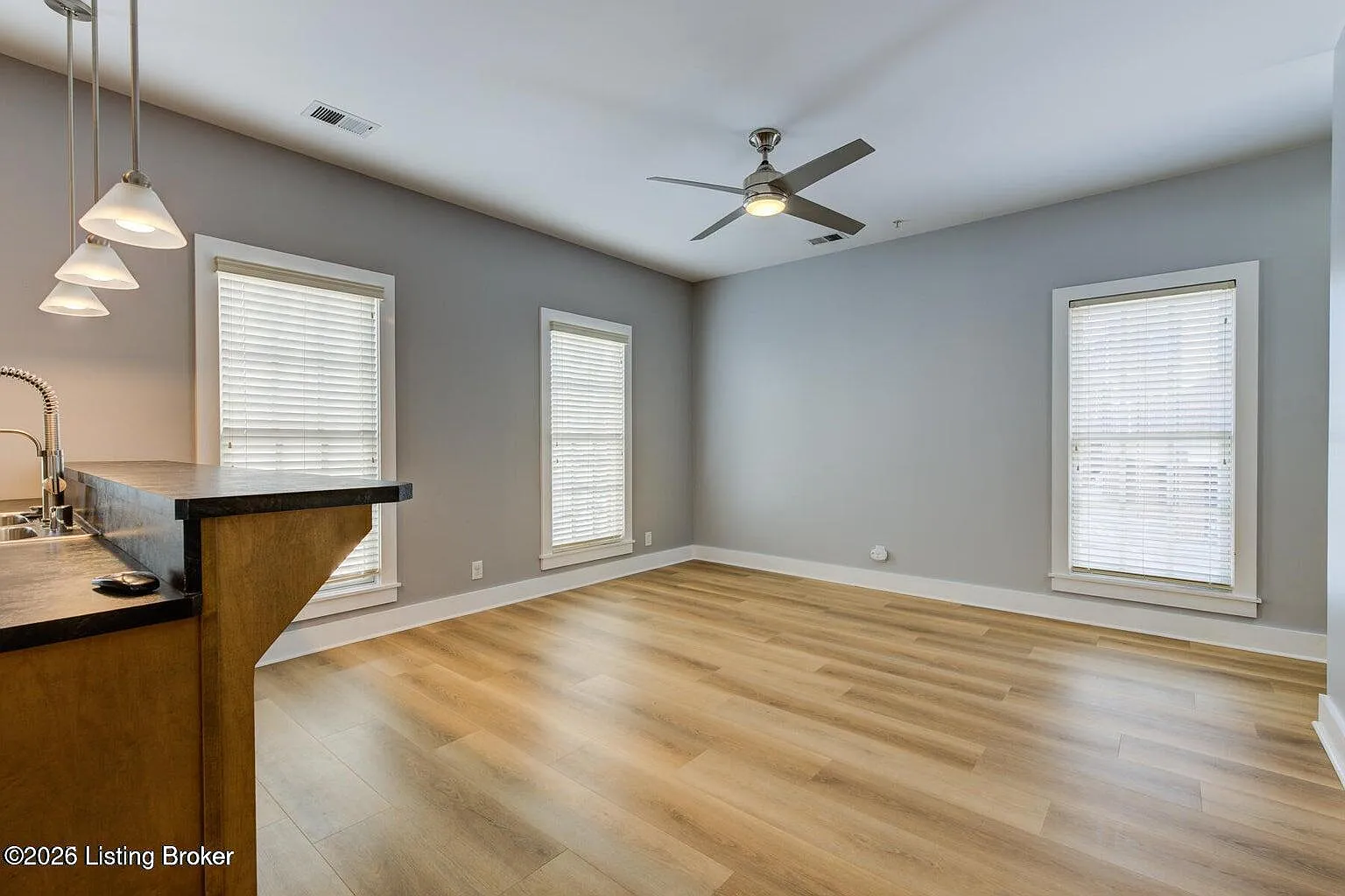 2 bed, 1.5 bath, 1000 sqft, $1,775 — Photo 4