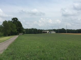 55101 River Rd, Three Rivers, MI 49093