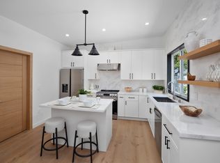 14351 Emelita St, Van Nuys, CA 91401