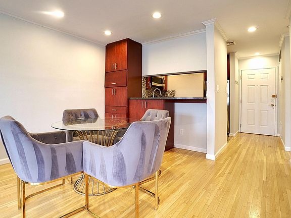 4th image of 1001 Clinton St APT 5B