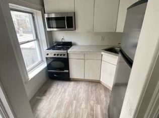 115 Carroll St FLOOR 3, Brooklyn, NY 11231