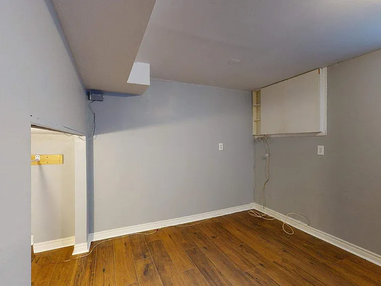 61 Darlingside Dr — Photo 9