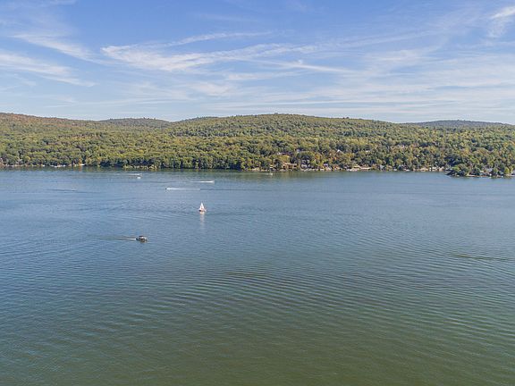 5th image of 144 Lake Shore Rd