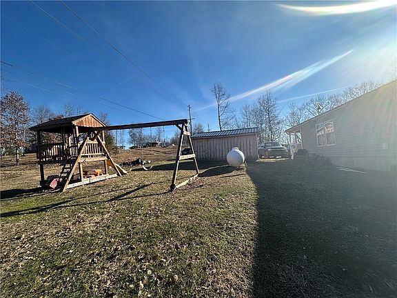 2nd image of 293 Garretts Run Rd