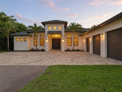 5710 Spanish Oaks LN, Naples, FL, 34119