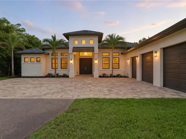 5710 Spanish Oaks LN, NAPLES, FL 34119