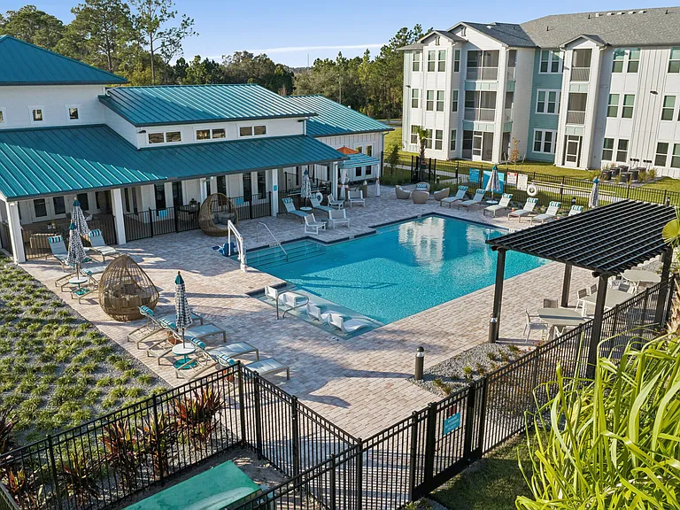 Alera at Hunters Glen — Photo 44