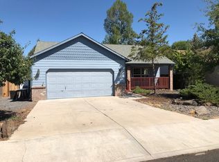 3042 NE Pacific Crest Dr, Bend, OR 97701